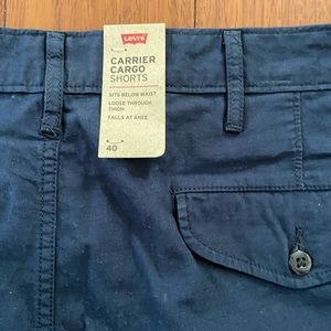 Levi’s Carrier Cargo Shorts size 40
